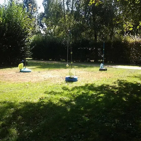 Camping Le Canoe 2*
