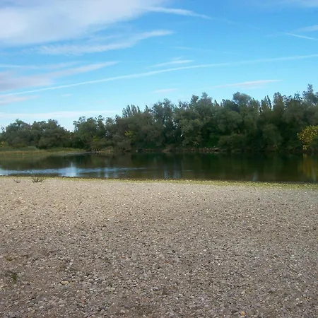 Le Canoe 2* Chaussin